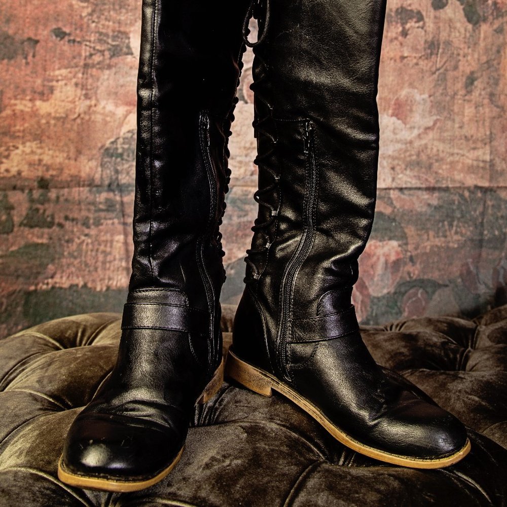 Tall Black  6.5 boots